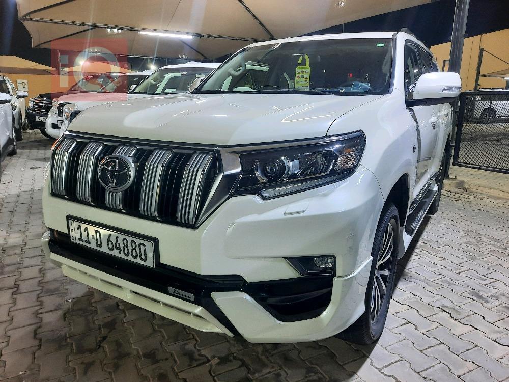 تۆیۆتا لاندكروزر پرادۆ